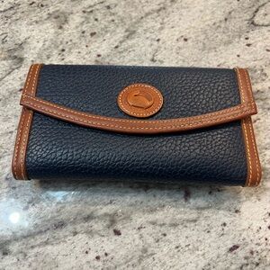 Vintage Dooney & Bourke Navy and Brown Wallet Never Used